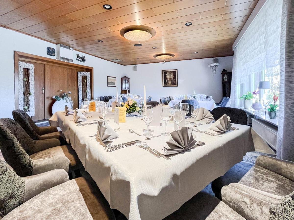 Hotel-Restaurant Vier Linden Stade Exteriér fotografie