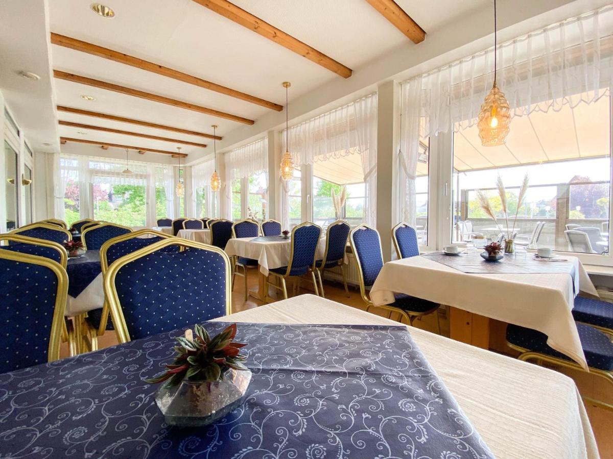 Hotel-Restaurant Vier Linden Stade Exteriér fotografie